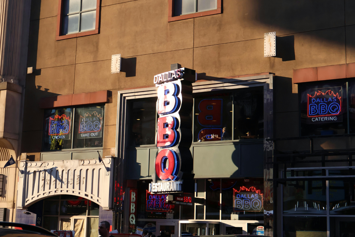 Best BBQ in Dallas Texas with flavorful smoked meats