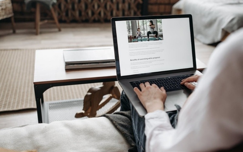 Free laptop available with EBT in Texas for daily use and communication