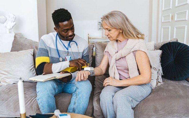 For seniors Medicaid Texas adults provide nursing facility care and daily supervision options