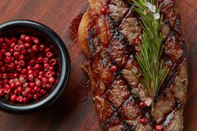 How to grill a steak on a gas grill