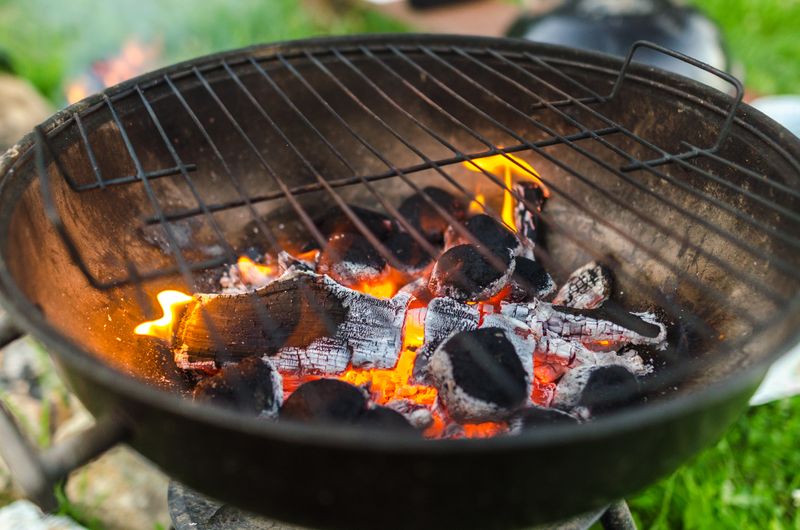 how to properly light a charcoal grill
