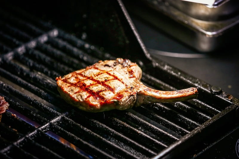 how-to-cook-pork-chops-on-the-grill-step-by-step