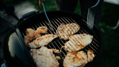 How long to cook chicken tenders on grill without out