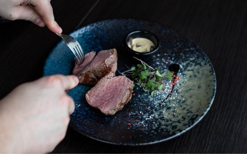 How long to cook filet mignon on grill with doneness levels