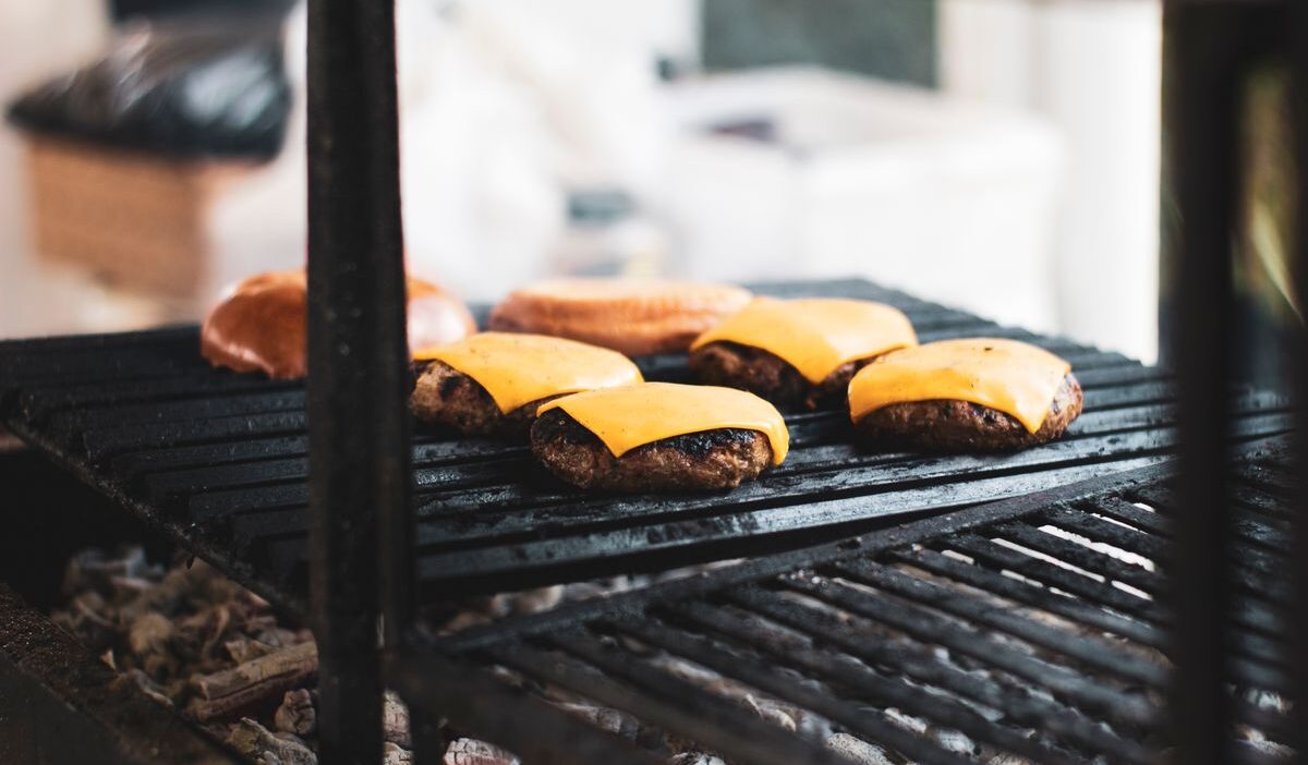 how-long-to-cook-hamburgers-on-grill