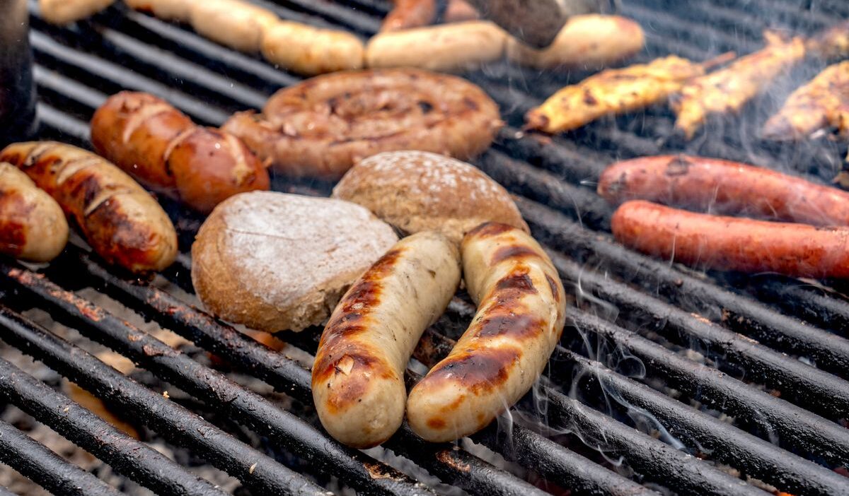 how-long-to-grill-sausage