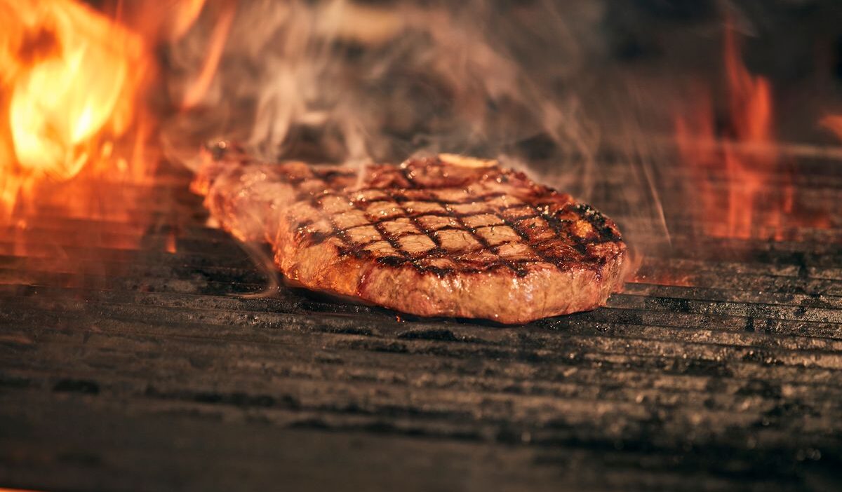 how-to-grill-ribeye-steak