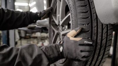 how long do car tires last with tire lifespan and replacement signs