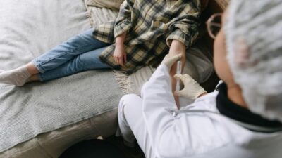 How long do Zepbound side effects last after using a weekly injection pen