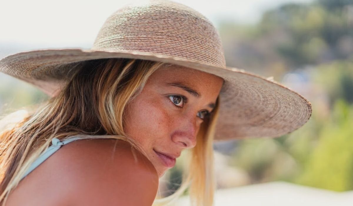 how long does a spray tan last and how the color changes over time
