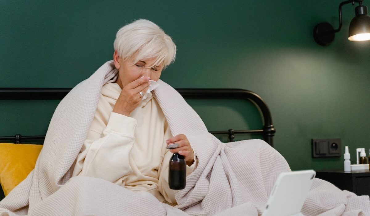 How long does DayQuil last for cold and flu symptom relief?